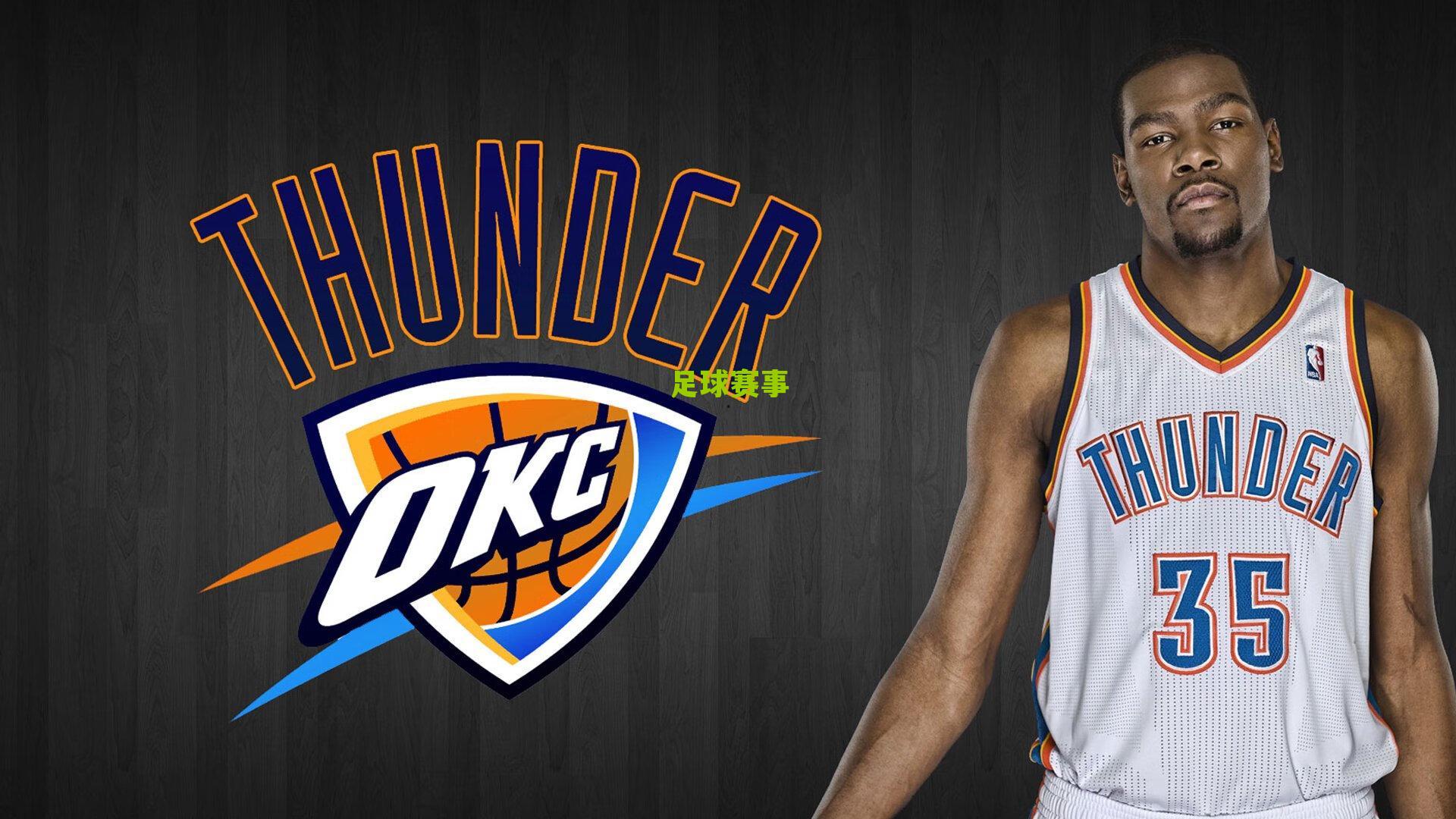 阿诺德与萨拉赫场上互动引热议,战术革新还是默契危机?