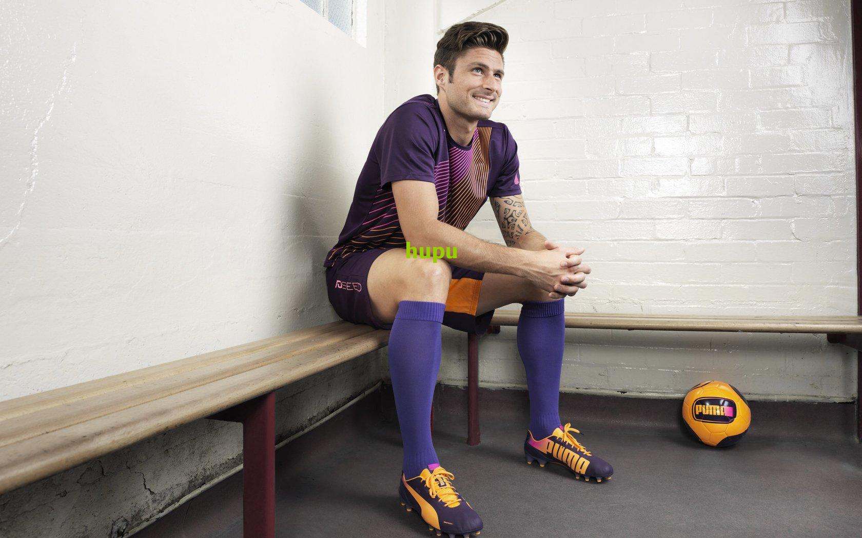 李霄鹏肇俊哲默契易位 沧州雄狮保级警报拉响不容再等